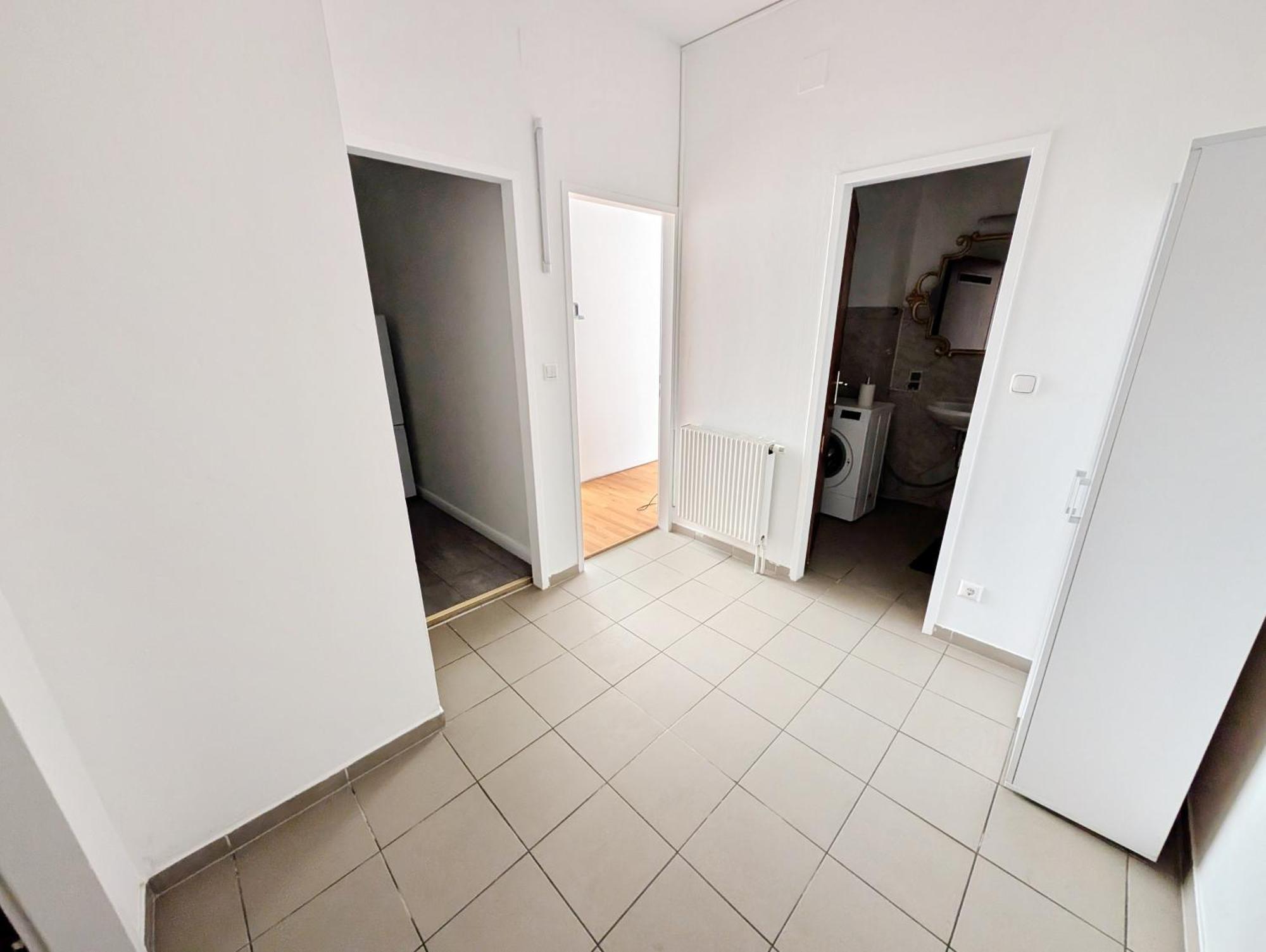 Privatunterkunft Charming At Maerzstrasse Close To Attractions Mz49 *