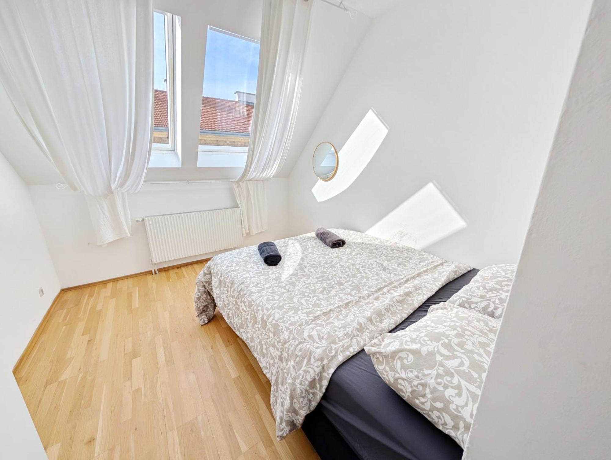 Charming At Maerzstrasse Close To Attractions Mz49 * Wien