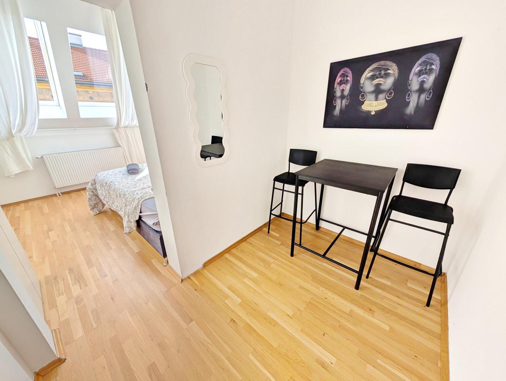 Privatunterkunft Charming At Maerzstrasse Close To Attractions Mz49 Wien